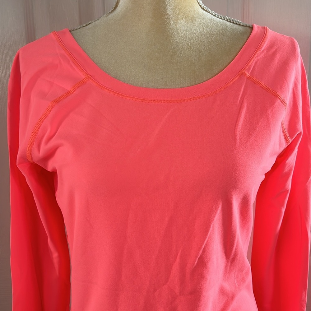 Tuck-in LS Tee Women's Shirt Size 8 - Picture 4 of 14